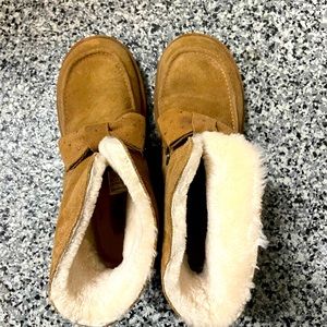 UGG ankle boots (great condition)